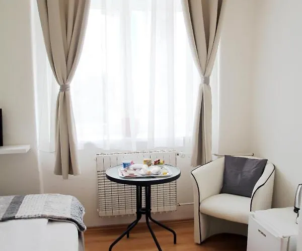 Alfa Guest house Podebrady